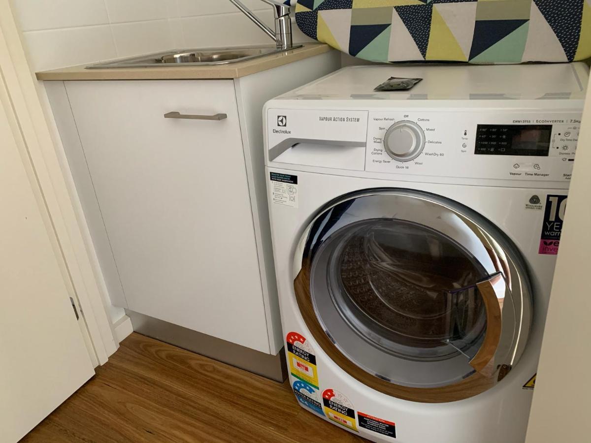 Captains Cove 1St Floor Spa Luxury Apartments - Free Netflix Paynesville Exterior foto